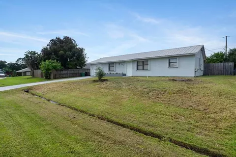 1089 SW Janar Ave, Port Saint Lucie, FL 34953