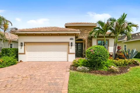 8864 SW Montova Way, Port Saint Lucie, FL 34987