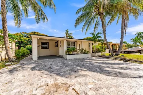 181 NE 51st St, Oakland Park, FL 33334