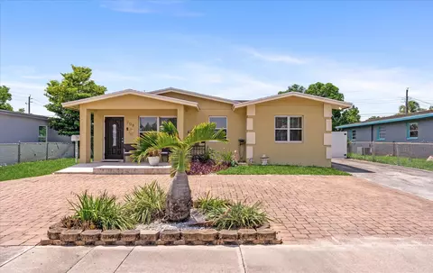708 Hillcrest Blvd, West Palm Beach, FL 33405