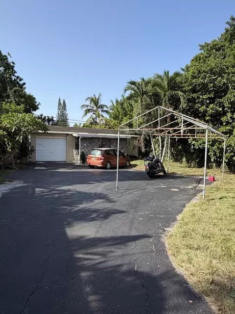 2647 Pierce St, Hollywood, FL 33020