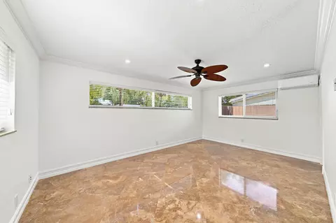 Living - 2010 NE 31st St, Lighthouse Point, FL 33064 photo 8 of 9