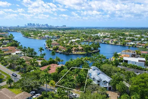 2405 Middle River Dr, Fort Lauderdale, FL 33305