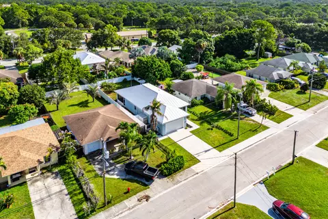 View/Area - 6855 4th St, Jupiter, FL 33458 photo 1 of 5