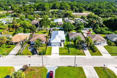 View/Area - 6855 4th St, Jupiter, FL 33458 photo 5 of 5