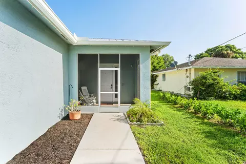 Exterior - 6855 4th St, Jupiter, FL 33458 photo 2 of 7