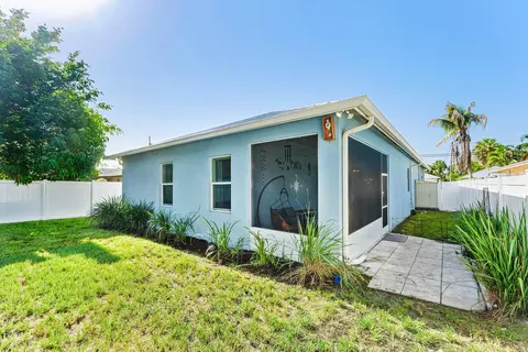 Exterior - 6855 4th St, Jupiter, FL 33458 photo 3 of 7