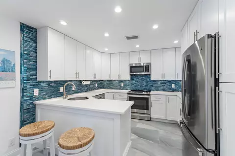Kitchen - Undisclosed, Jupiter, FL 33477 photo 1 of 6