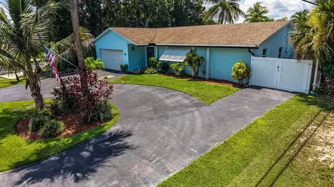 10015 Daisy Ave, Palm Beach Gardens, FL 33410