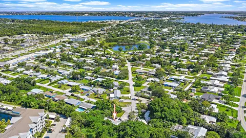 View/Area - 1163 NW 16th Pl, Stuart, FL 34994 photo 2 of 5