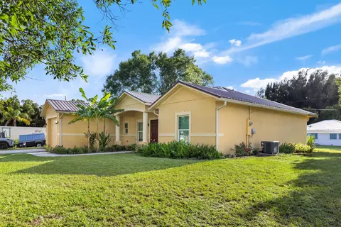 Exterior - 3845 NW 21st Ave, Okeechobee, FL 34972 photo 2 of 5