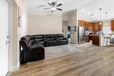 Entry Way - 3845 NW 21st Ave, Okeechobee, FL 34972 photo 2 of 3