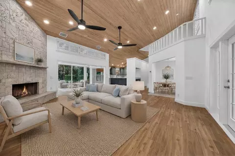 Living - 15 Heritage Way, Sewalls Point, FL 34996 photo 7 of 8