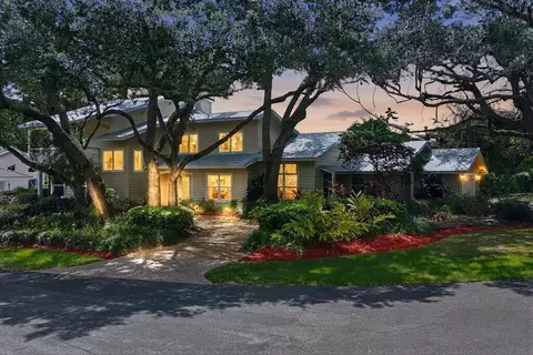 Exterior - 15 Heritage Way, Sewalls Point, FL 34996 photo 3 of 9