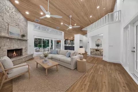 Living - 15 Heritage Way, Sewalls Point, FL 34996 photo 6 of 8