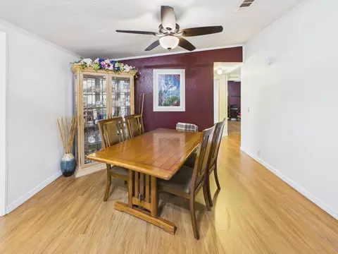 Dining - 501 NE 8th Ave, Okeechobee, FL 34972 photo 1 of 1