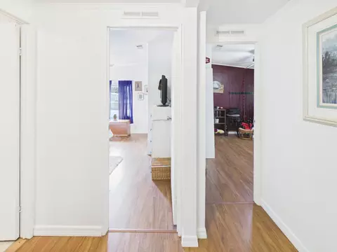 Entry Way - 501 NE 8th Ave, Okeechobee, FL 34972 photo 3 of 4