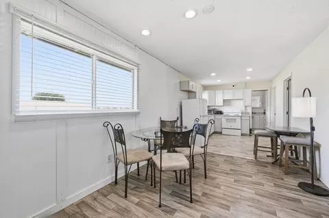 Dining - 1041 Pine Way NE, Okeechobee, FL 34974 photo 1 of 1