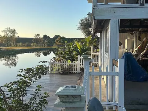 View/Area - 1041 Pine Way NE, Okeechobee, FL 34974 photo 4 of 4