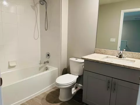 Bath - 3949 SE Mentmore Ln, Stuart, FL 34997 photo 1 of 4