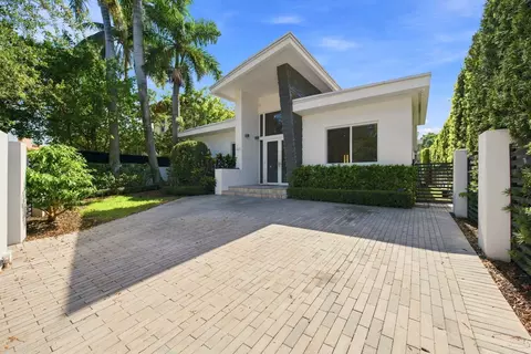121 S Gordon Rd, Fort Lauderdale, FL 33301