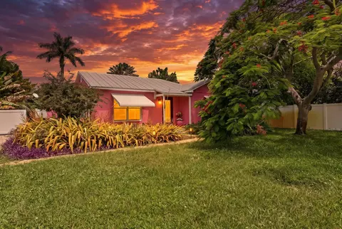 227 S Swinton Ave, Delray Beach, FL 33444