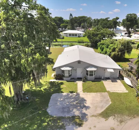 View/Area - 2922 SE 28th St, Okeechobee, FL 34974 photo 1 of 5