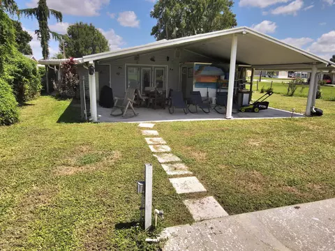 Exterior - 2922 SE 28th St, Okeechobee, FL 34974 photo 4 of 4