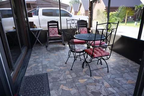 Exterior - 8364 Us-441, Okeechobee, FL 34974 photo 7 of 8