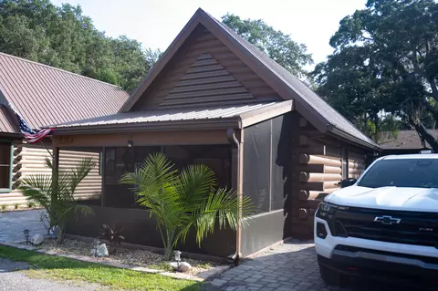 Exterior - 8364 Us-441, Okeechobee, FL 34974 photo 2 of 8
