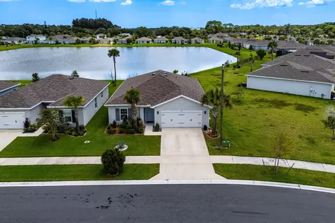 431 Acai Ln, Fort Pierce, FL 34981