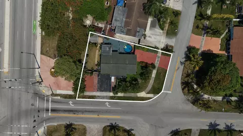 1010 SW 6th Ave, Deerfield Beach, FL 33441