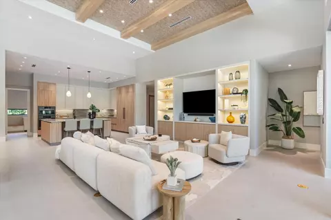 Living - 2265 NE 30th Ct, Lighthouse Point, FL 33064 photo 2 of 4