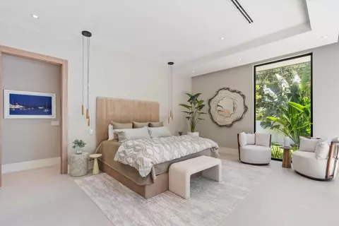 Bedroom - 2265 NE 30th Ct, Lighthouse Point, FL 33064 photo 1 of 7
