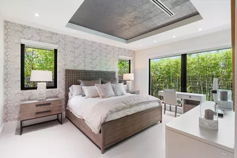 Bedroom - 2265 NE 30th Ct, Lighthouse Point, FL 33064 photo 6 of 7
