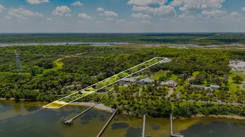 7507 S Indian River Dr, Fort Pierce, FL 34982