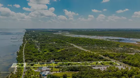 7507 S Indian River Dr, Fort Pierce, FL 34982