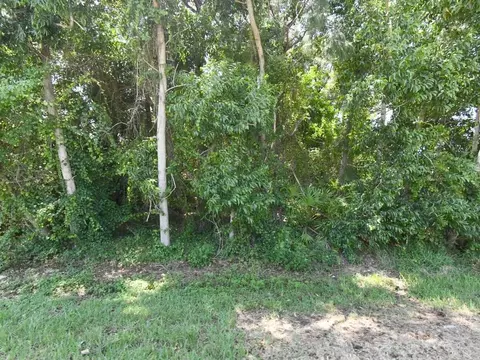 6421 NW Friendly Cir, Port St Lucie, FL 34983