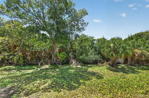 Exterior - 4044 SE 29th Ct, Okeechobee, FL 34974 photo 8 of 8