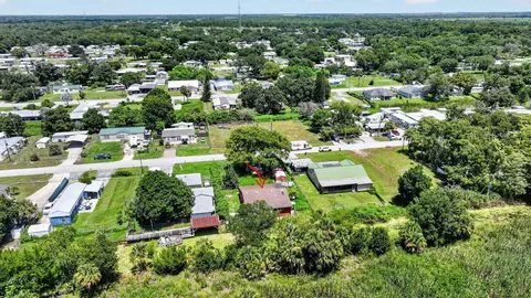View/Area - 4044 SE 29th Ct, Okeechobee, FL 34974 photo 3 of 14