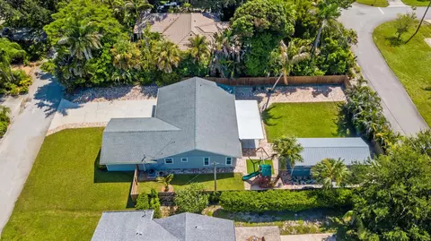 View/Area - 4994 SE Pine Knoll Way, Stuart, FL 34997 photo 3 of 10