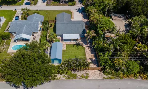 View/Area - 4994 SE Pine Knoll Way, Stuart, FL 34997 photo 1 of 10