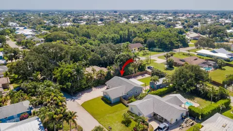 View/Area - 4994 SE Pine Knoll Way, Stuart, FL 34997 photo 6 of 10
