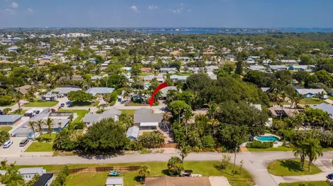 View/Area - 4994 SE Pine Knoll Way, Stuart, FL 34997 photo 8 of 10