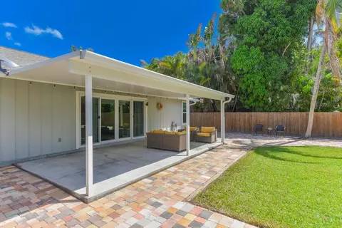 Exterior - 4994 SE Pine Knoll Way, Stuart, FL 34997 photo 9 of 20