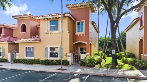 4962 Leeward Ln #3807, Fort Lauderdale, FL 33312