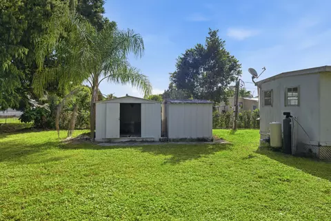 1823 SW College St, Stuart, FL 34997 photo 46
