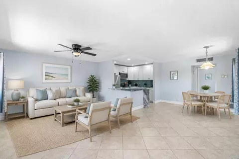 566 Saxony L, Delray Beach, FL 33446