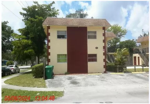 3821 SW 60th Ave, Davie, FL 33314