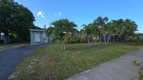 911 NE 58th St, Oakland Park, FL 33334